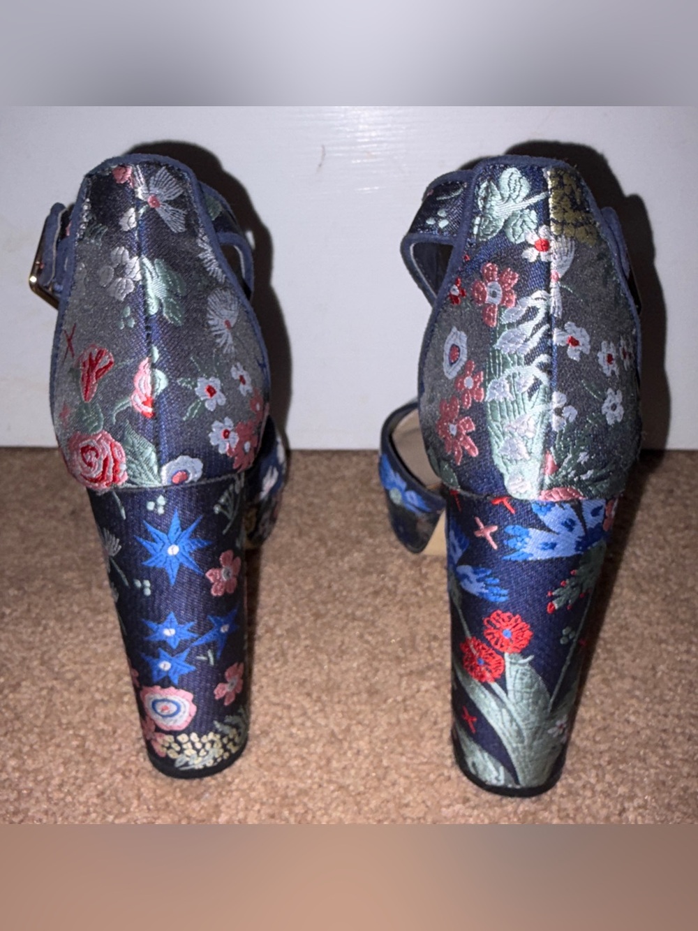 Floral Navy & Embroidered Block Heel Sandals by Shoe Dazzle EUC - Picture 5 of 5